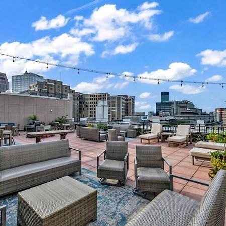 Appartement 2Br Unit In The Heart Of Dt On Playhouse Square, With Pool And Gym Access-1106 à Cleveland Extérieur photo