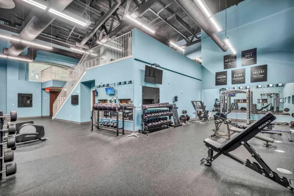 Appartement 2Br Unit In The Heart Of Dt On Playhouse Square, With Pool And Gym Access-1106 à Cleveland Extérieur photo