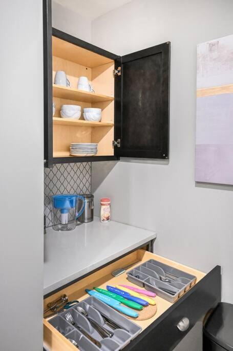 Appartement 2Br Unit In The Heart Of Dt On Playhouse Square, With Pool And Gym Access-1106 à Cleveland Extérieur photo