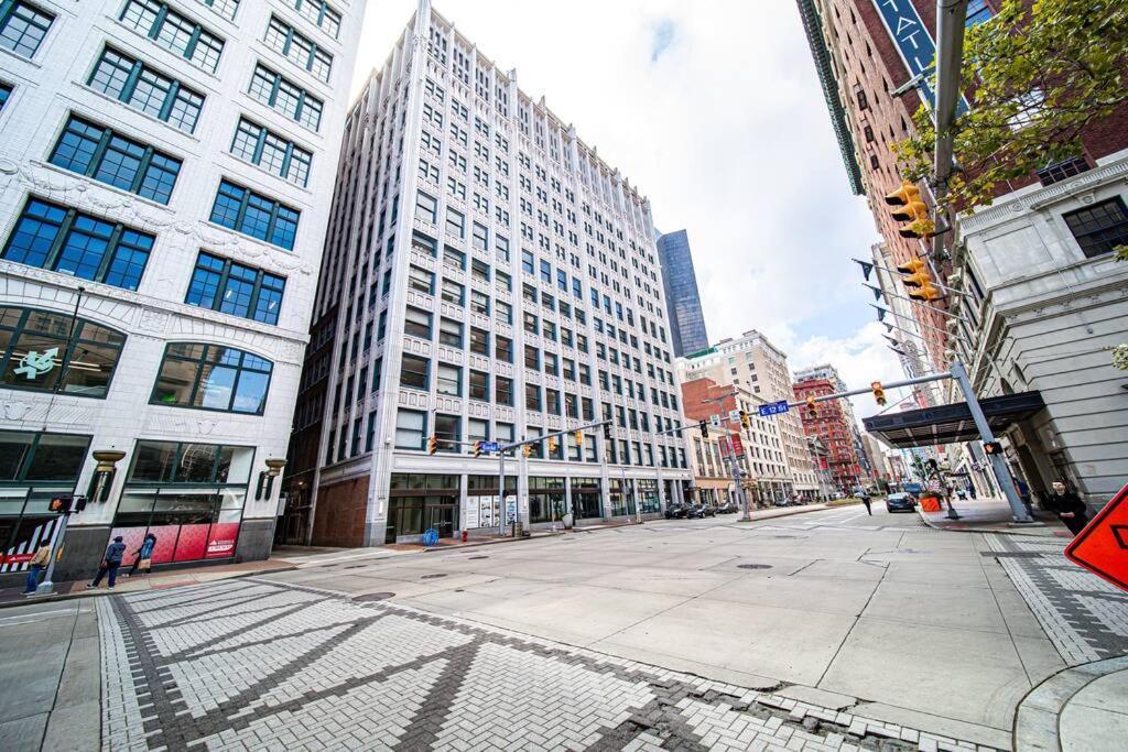 Appartement 2Br Unit In The Heart Of Dt On Playhouse Square, With Pool And Gym Access-1106 à Cleveland Extérieur photo