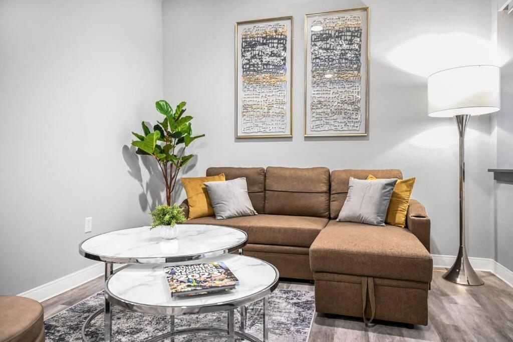 Appartement 2Br Unit In The Heart Of Dt On Playhouse Square, With Pool And Gym Access-1106 à Cleveland Extérieur photo